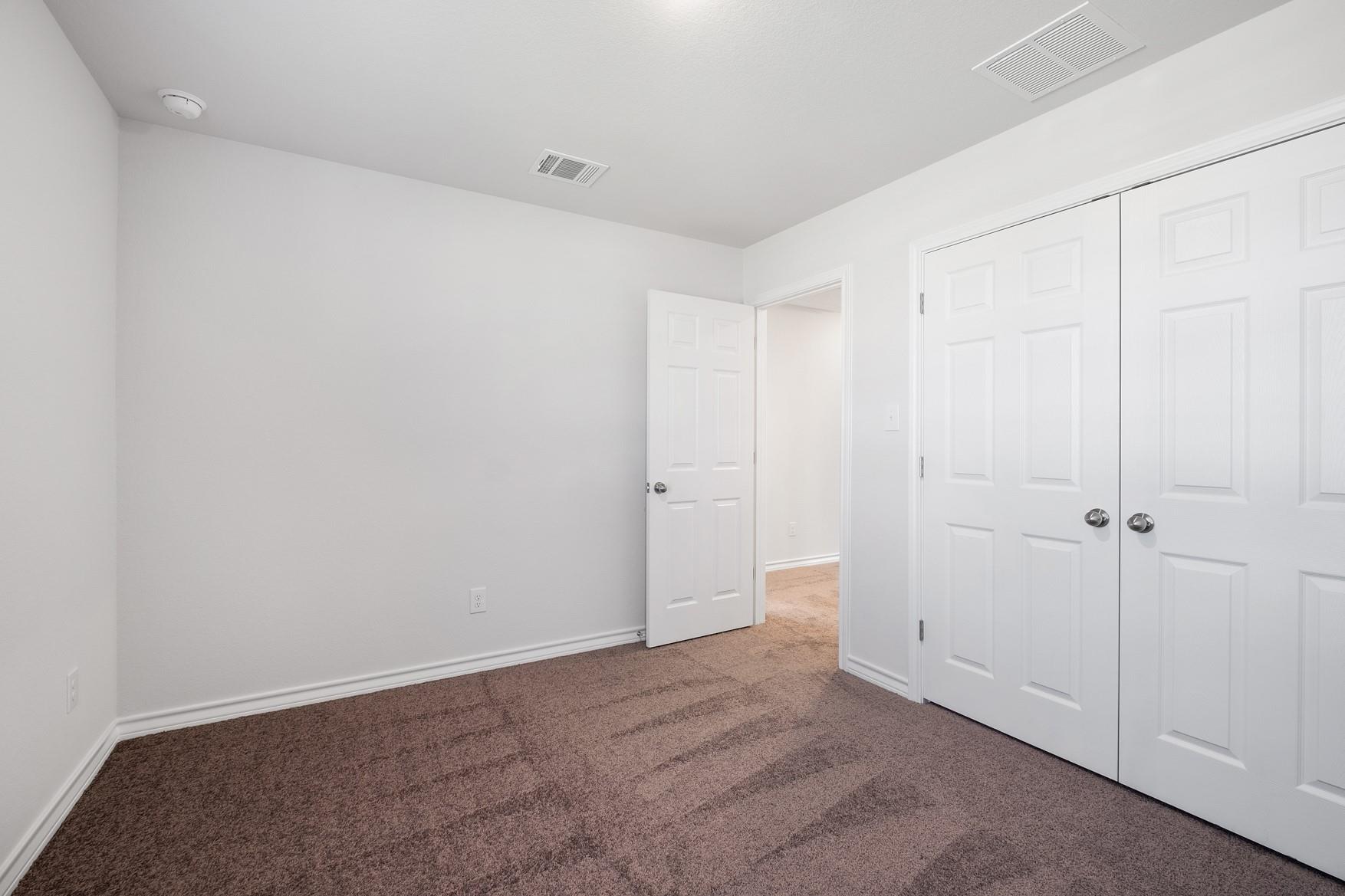 108 Leatherleaf Dr, Buda, TX 78610