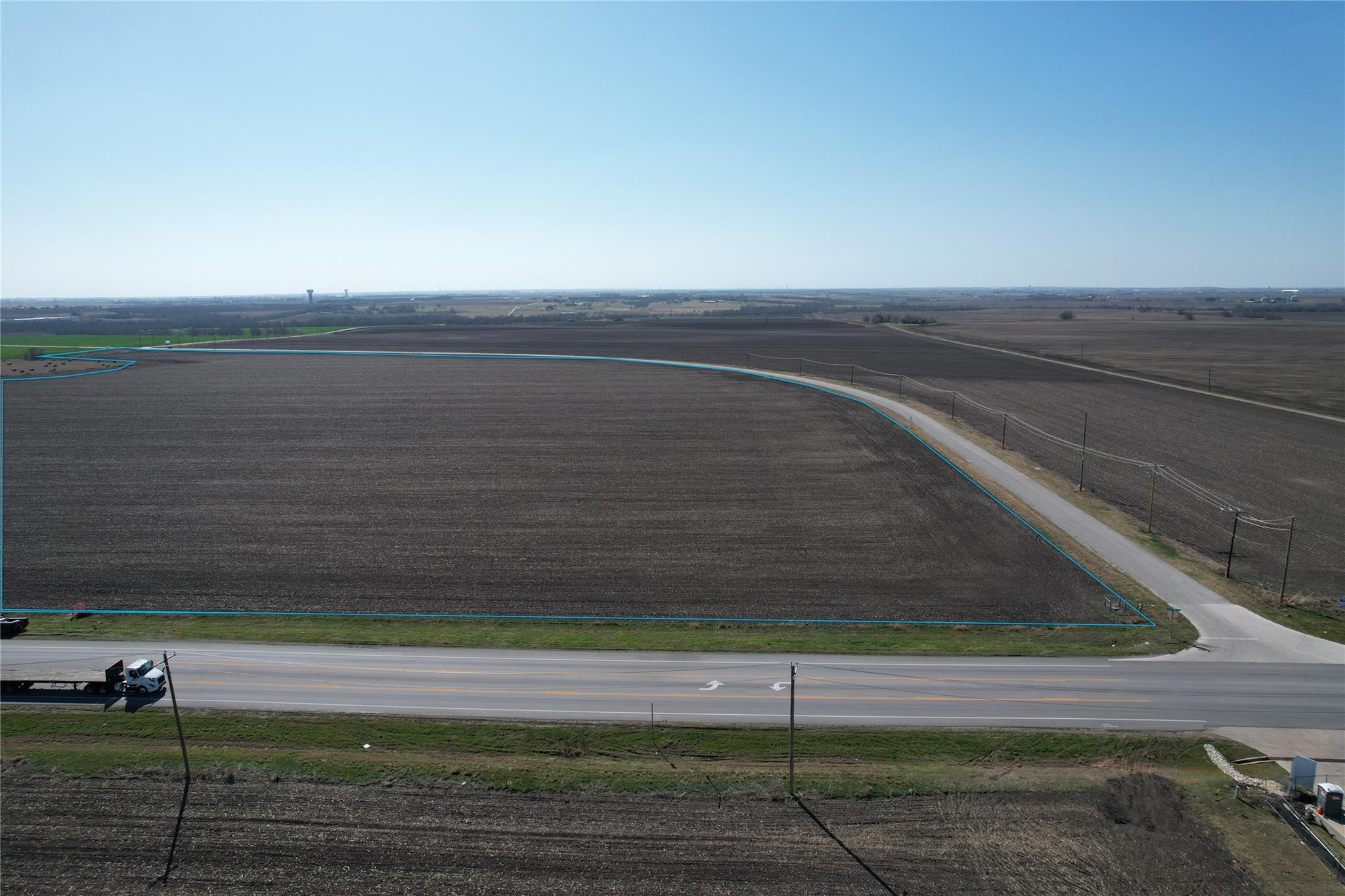 NA Fm-397 / Carlos Parker, Taylor, TX 76574