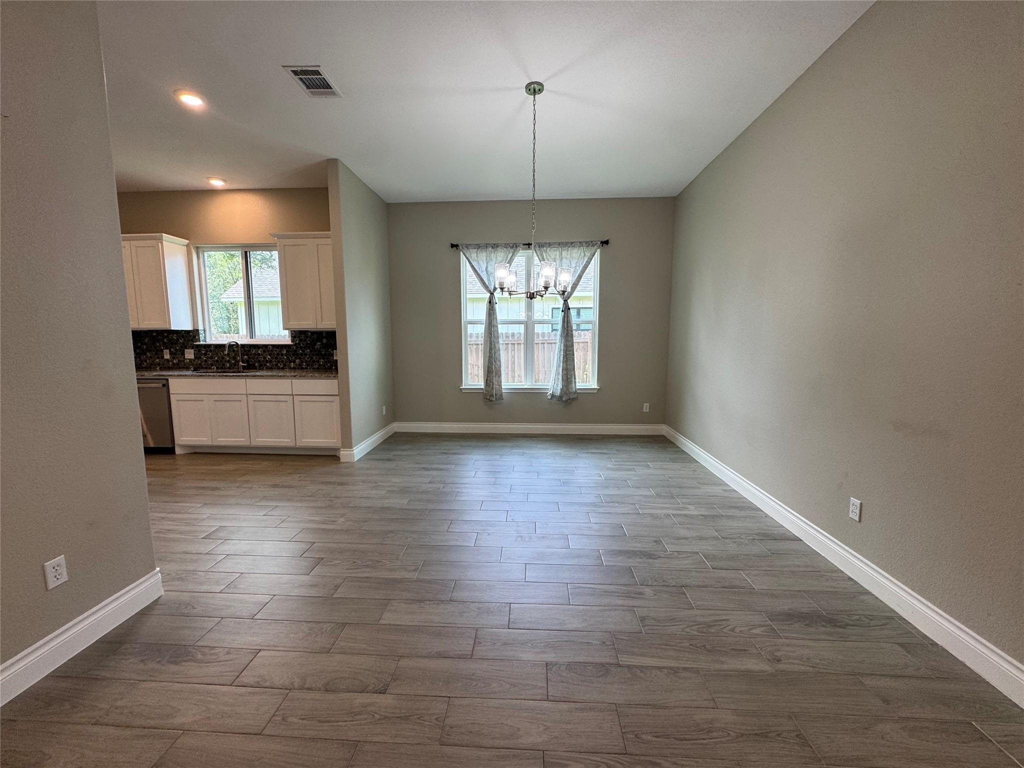 109 Mokulua Ln, Bastrop, TX 78602