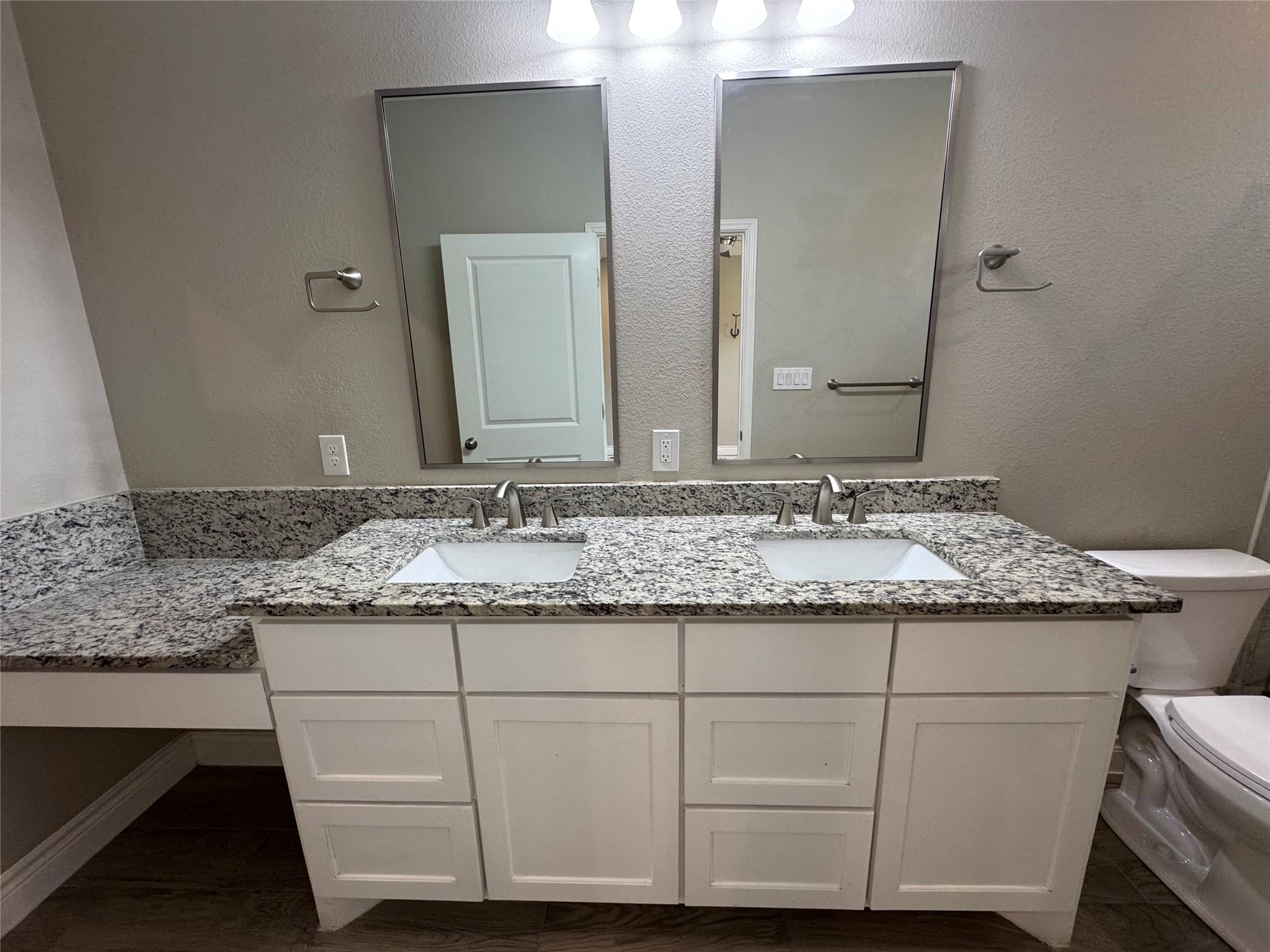 109 Mokulua Ln, Bastrop, TX 78602