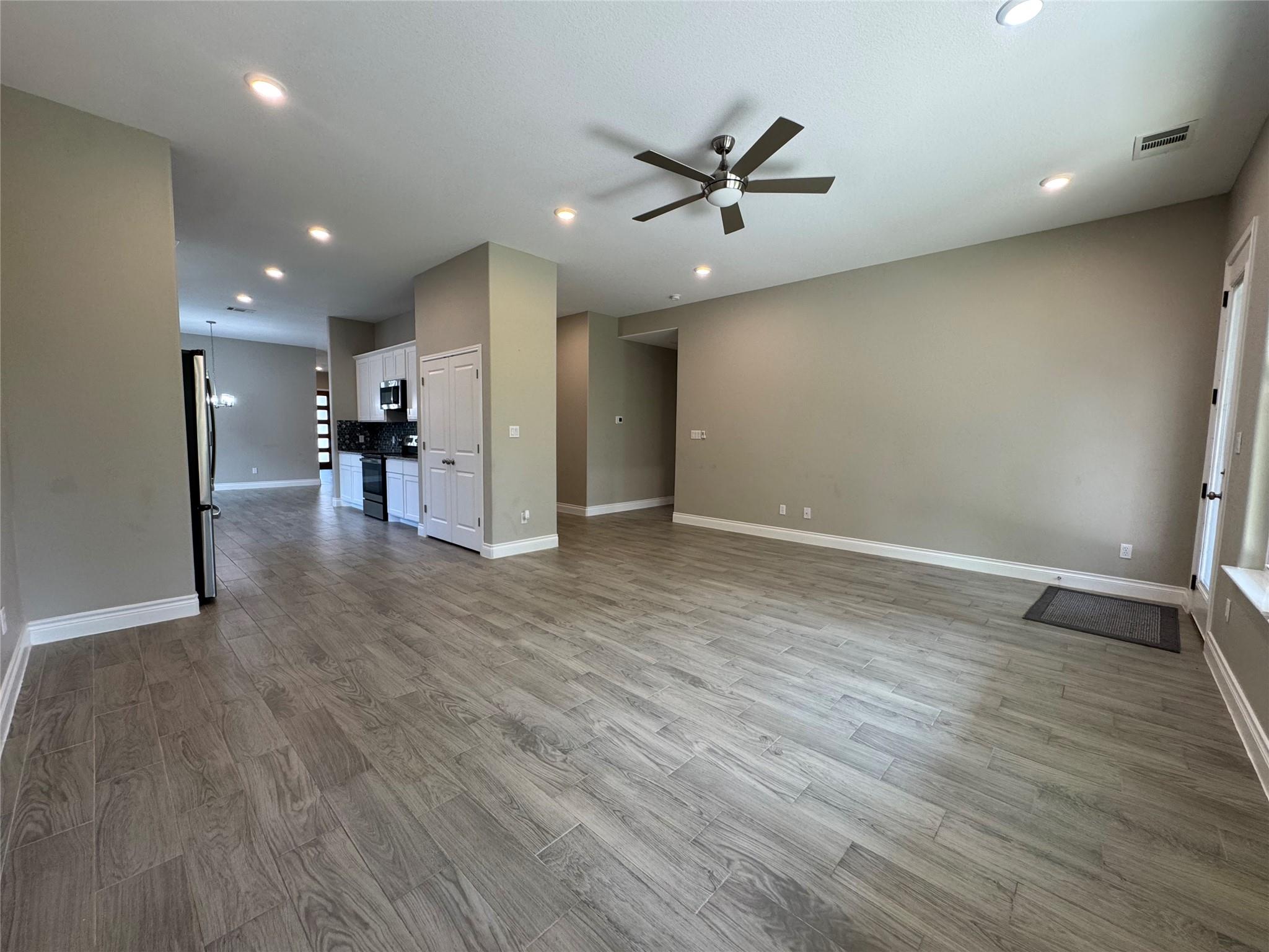 109 Mokulua Ln, Bastrop, TX 78602