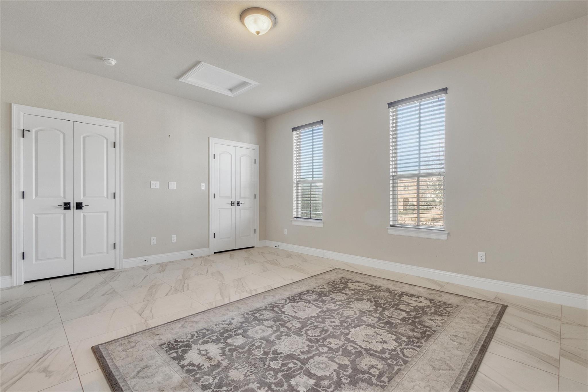 216 Cimarron Hills Trl E, Georgetown, TX 78628