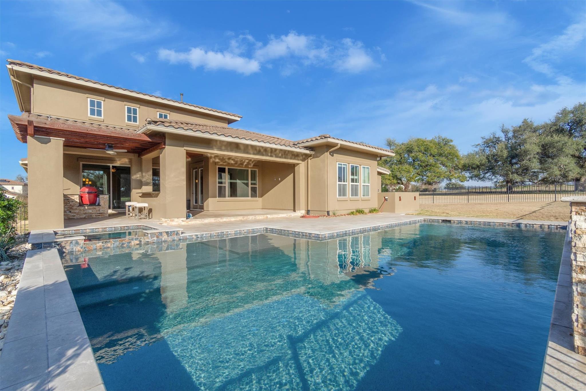 216 Cimarron Hills Trl E, Georgetown, TX 78628