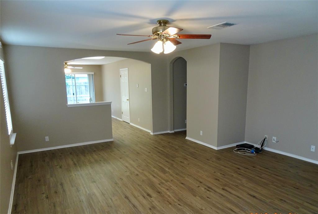 736 Blair Ave, Bastrop, TX 78602