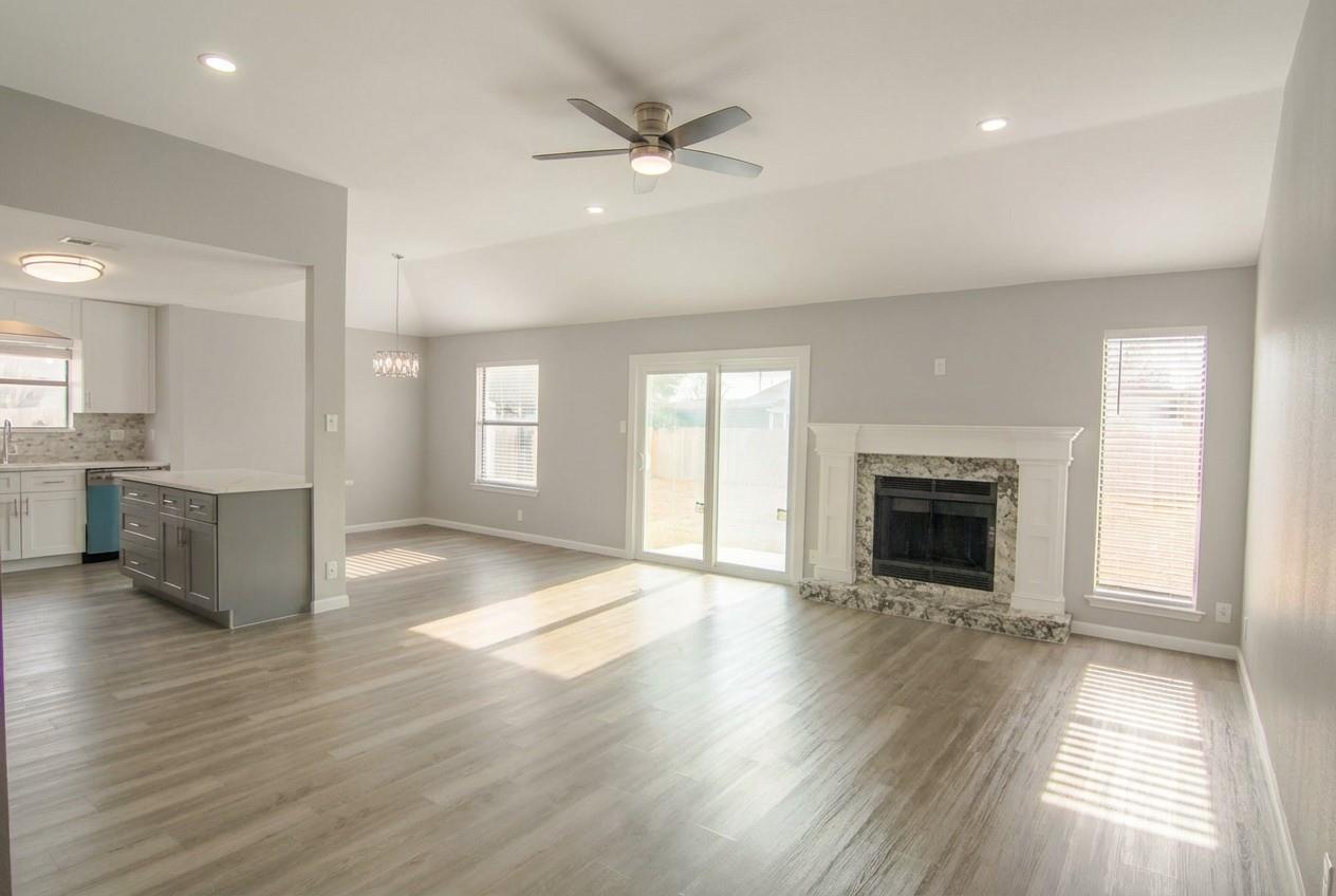 108 Cottonwood Dr, Hutto, TX 78634