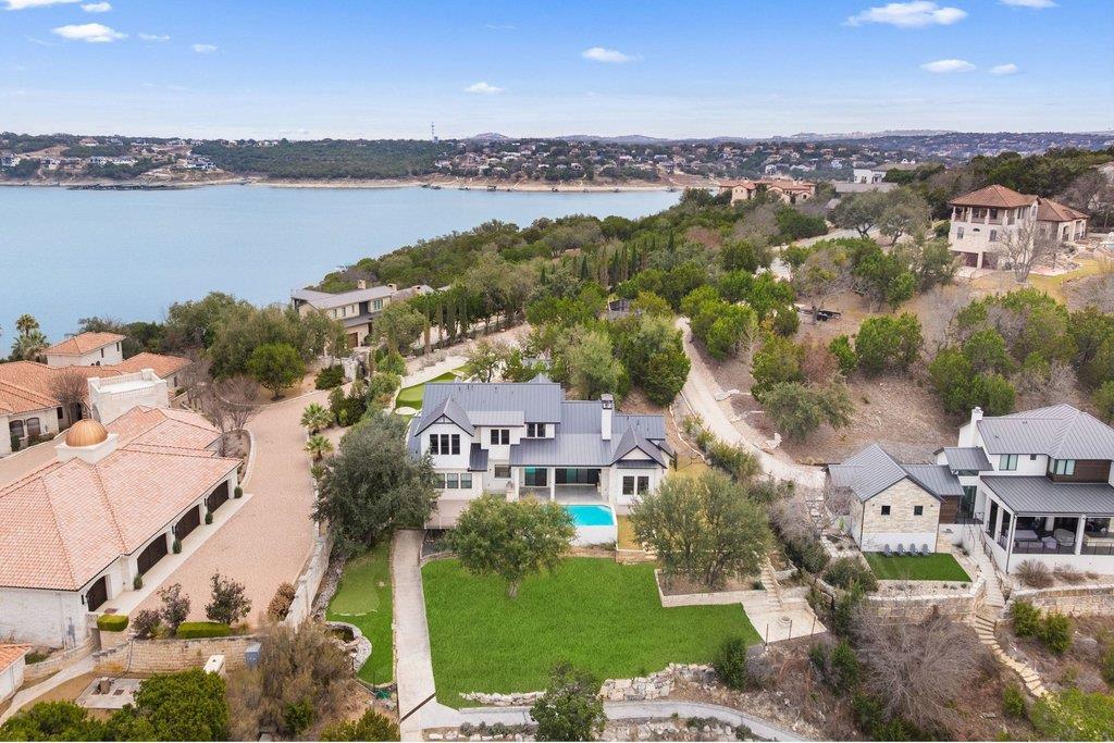 821 S Angel Light Dr, Spicewood, TX 78669