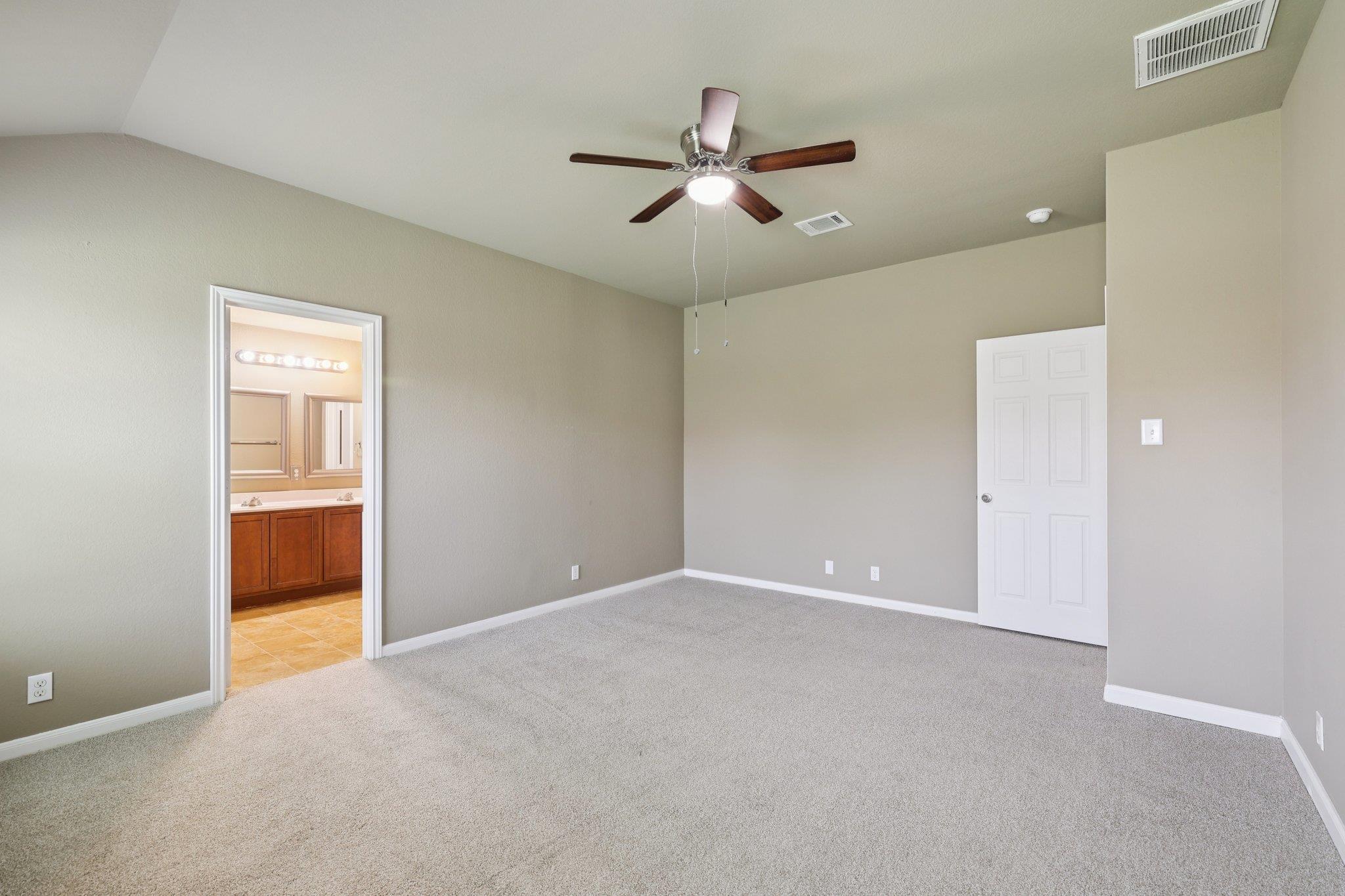 105 Casita Cv, San Marcos, TX 78666