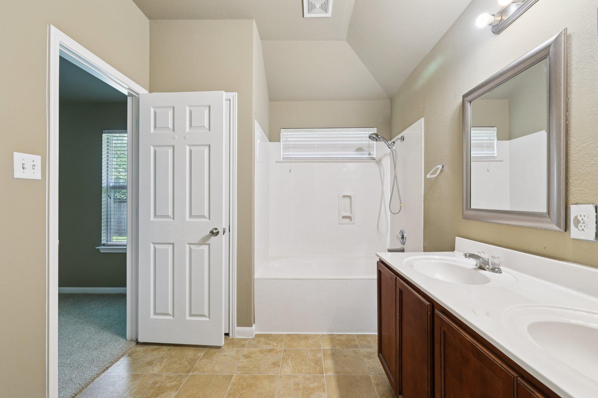 105 Casita Cv, San Marcos, TX 78666