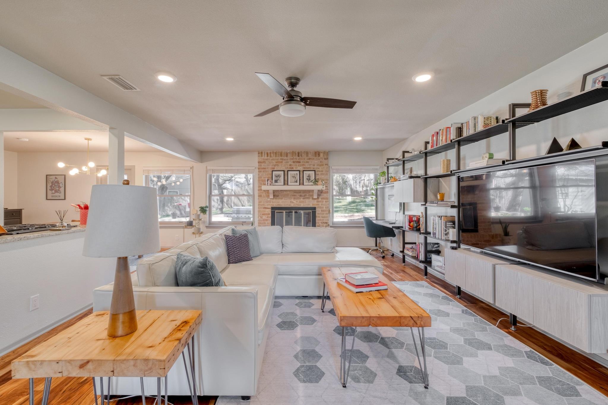 6600 Skycrest Dr, Austin, TX 78745