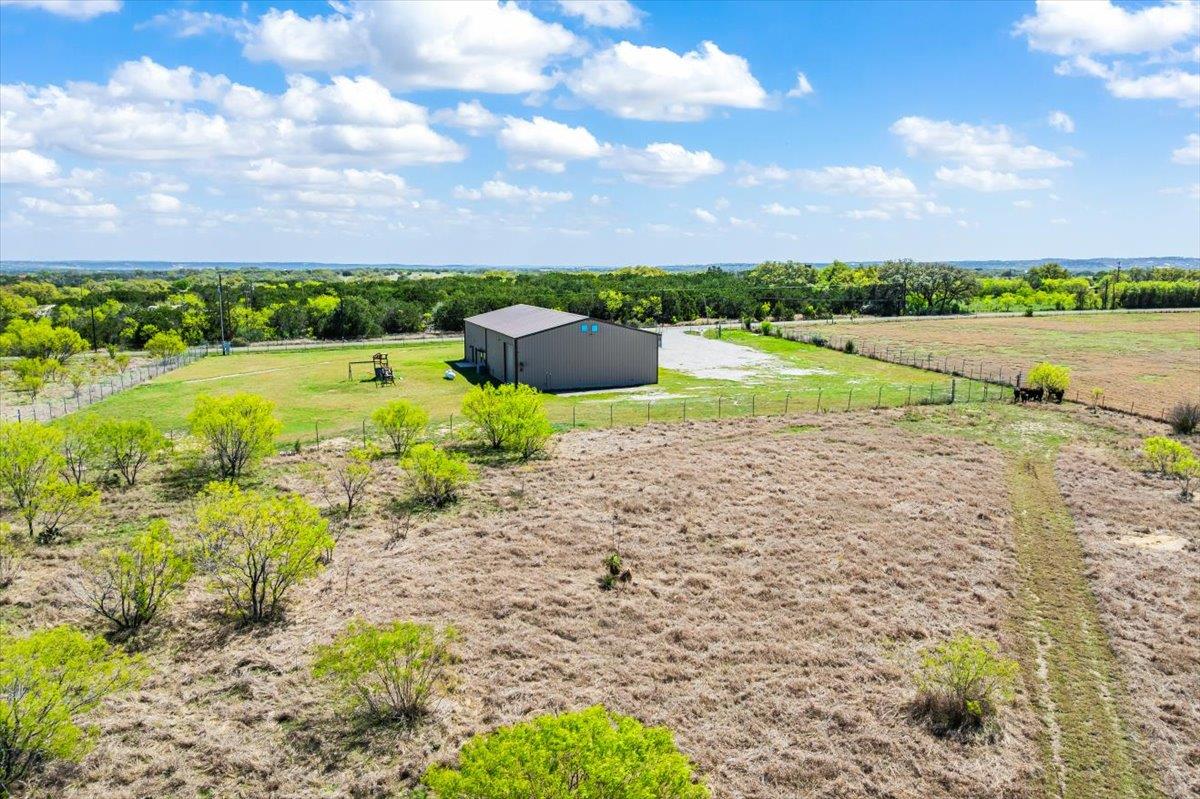 300 County Road 407, Spicewood, TX 78669