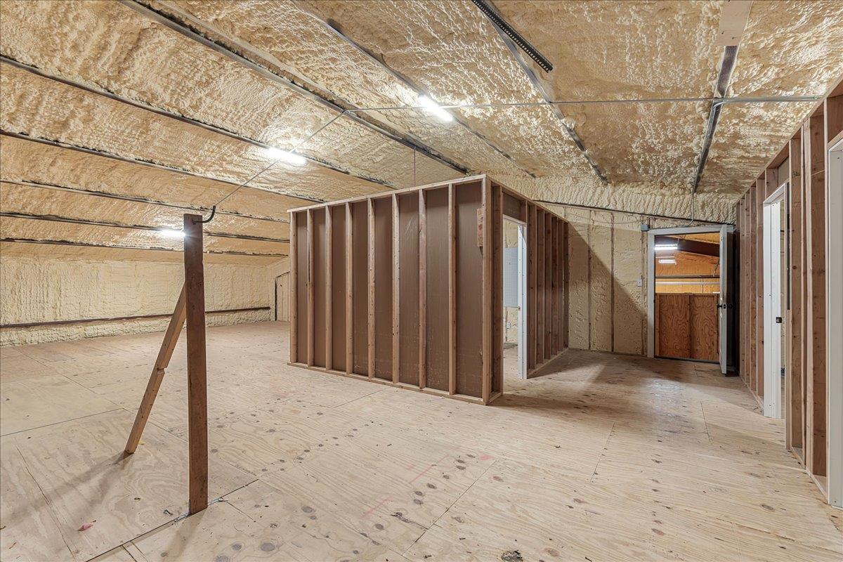 300 County Road 407, Spicewood, TX 78669