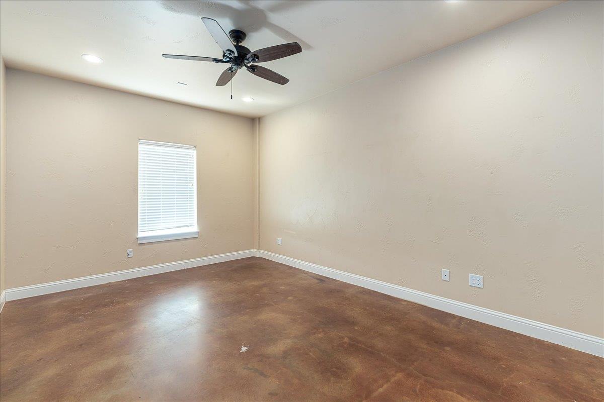 300 County Road 407, Spicewood, TX 78669