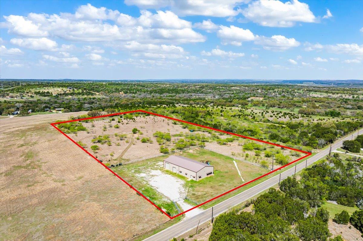 300 County Road 407, Spicewood, TX 78669