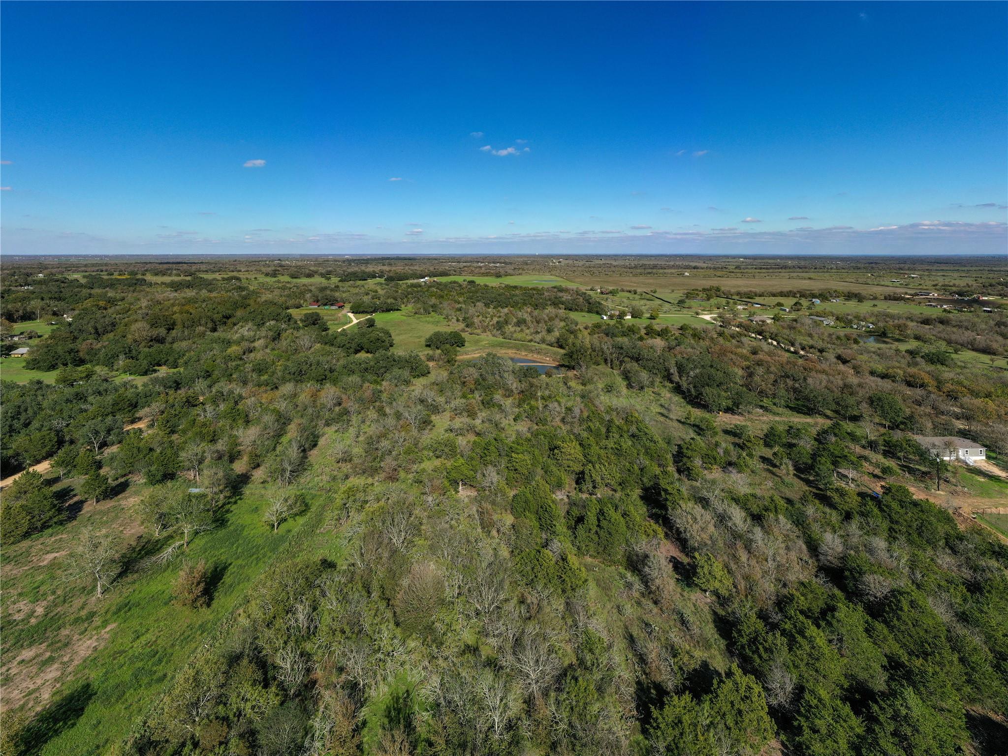 105 Crooked Rd, Dale, TX 78616
