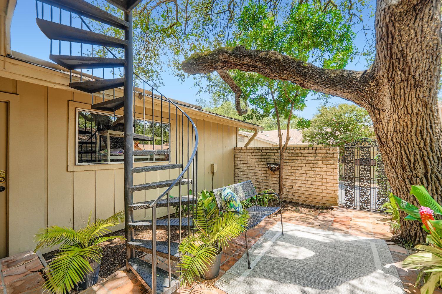 8104 East Ct, Austin, TX 78759