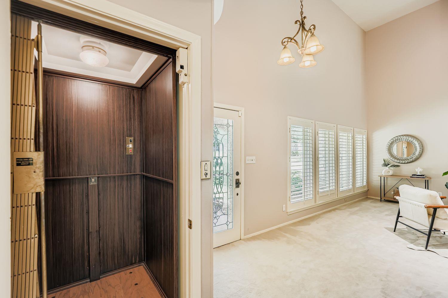 8104 East Ct, Austin, TX 78759