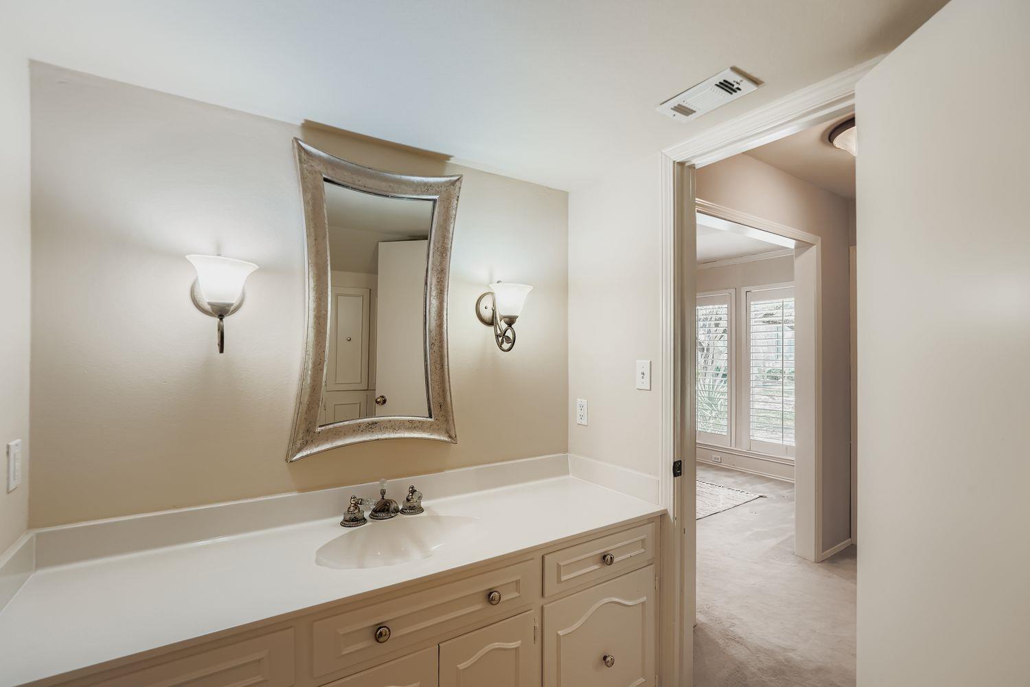 8104 East Ct, Austin, TX 78759