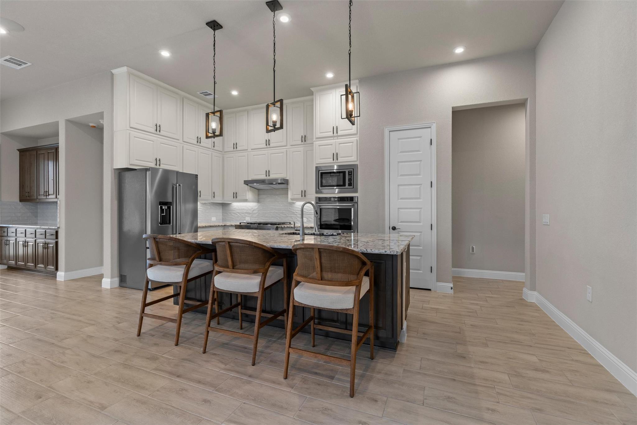 305 Arrowhead Mound Rd, Georgetown, TX 78628