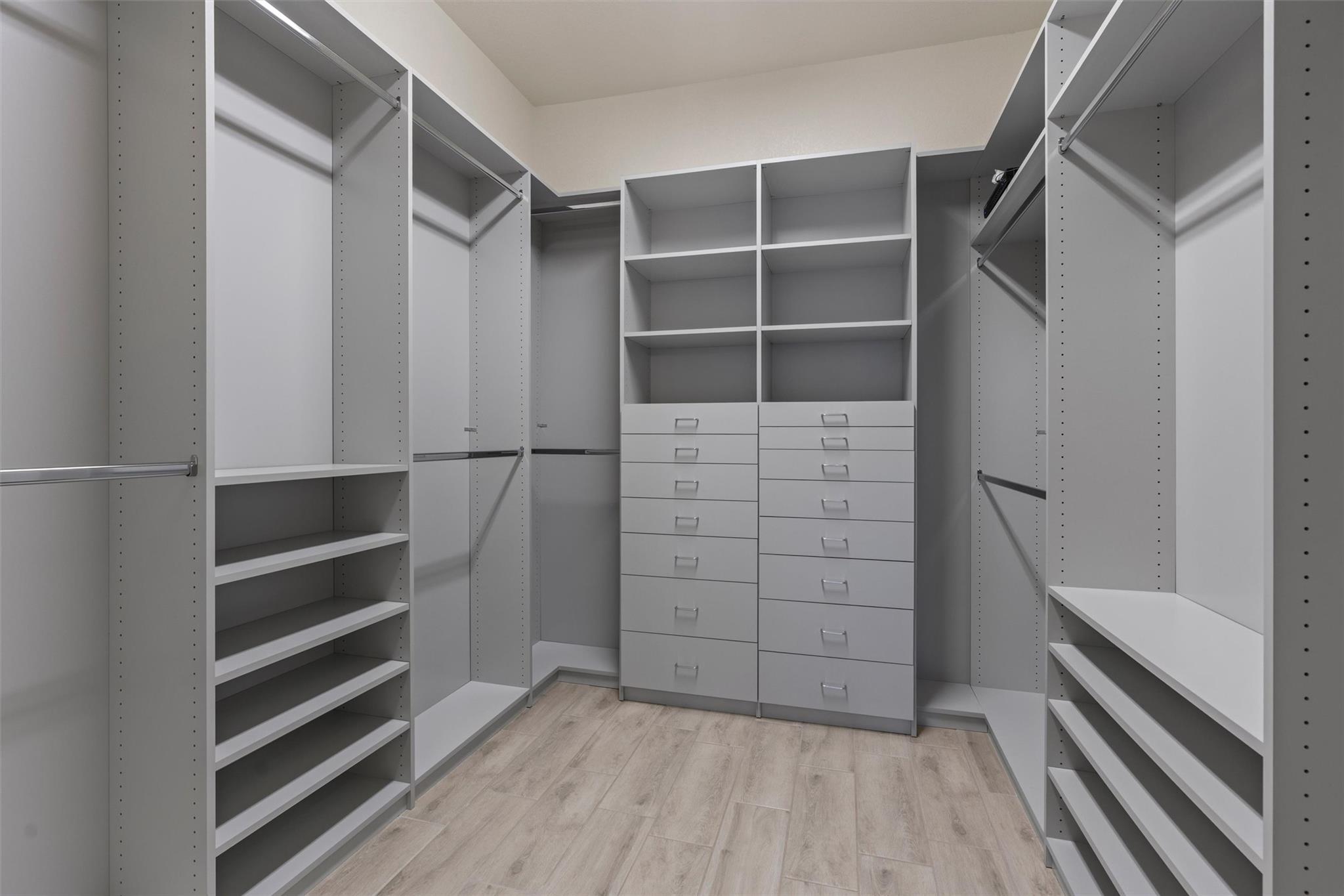 305 Arrowhead Mound Rd, Georgetown, TX 78628