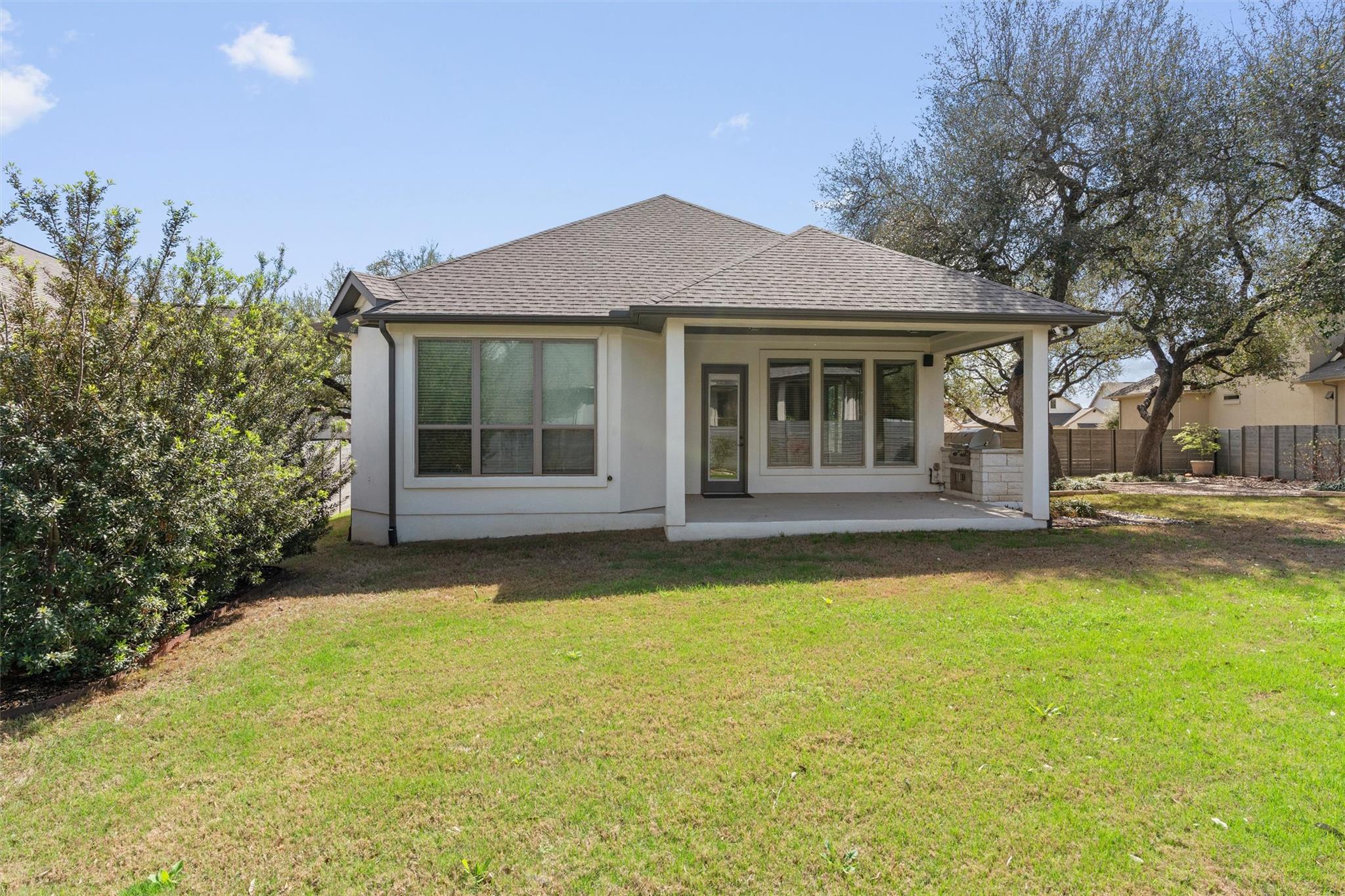 305 Arrowhead Mound Rd, Georgetown, TX 78628