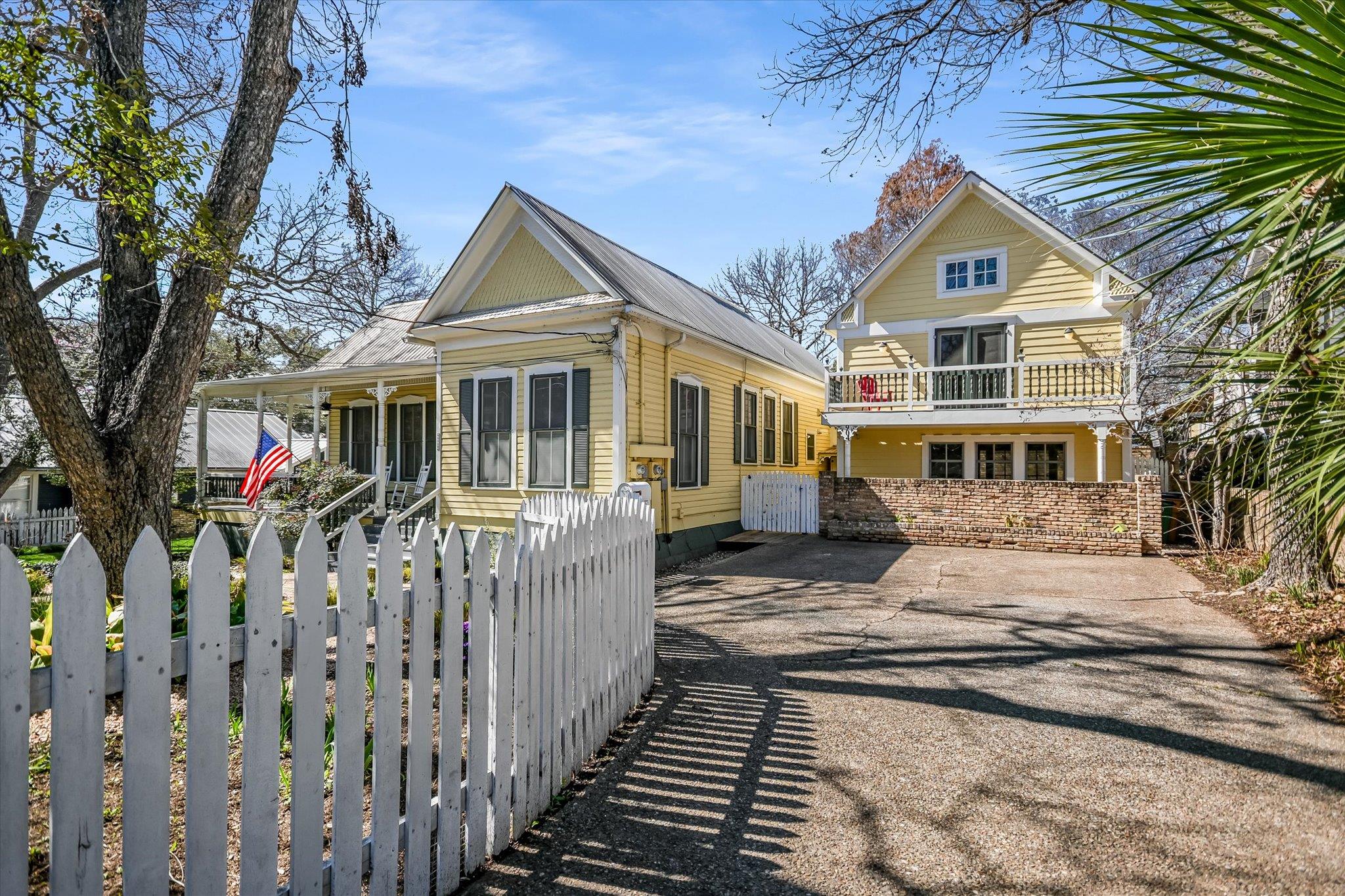 902 Blanco St, Austin, TX 78703