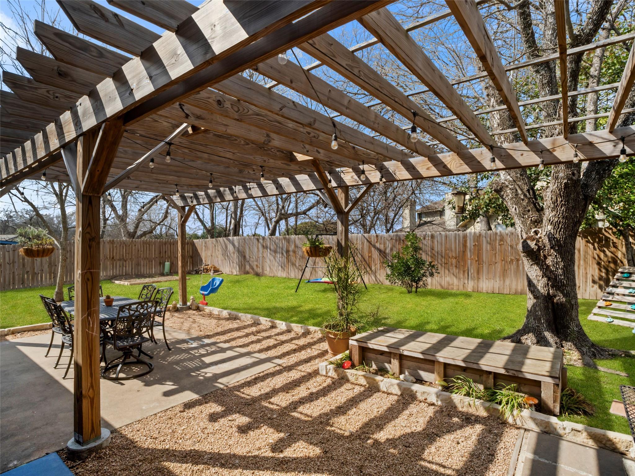 6510 Sunstrip Dr, Austin, TX 78745