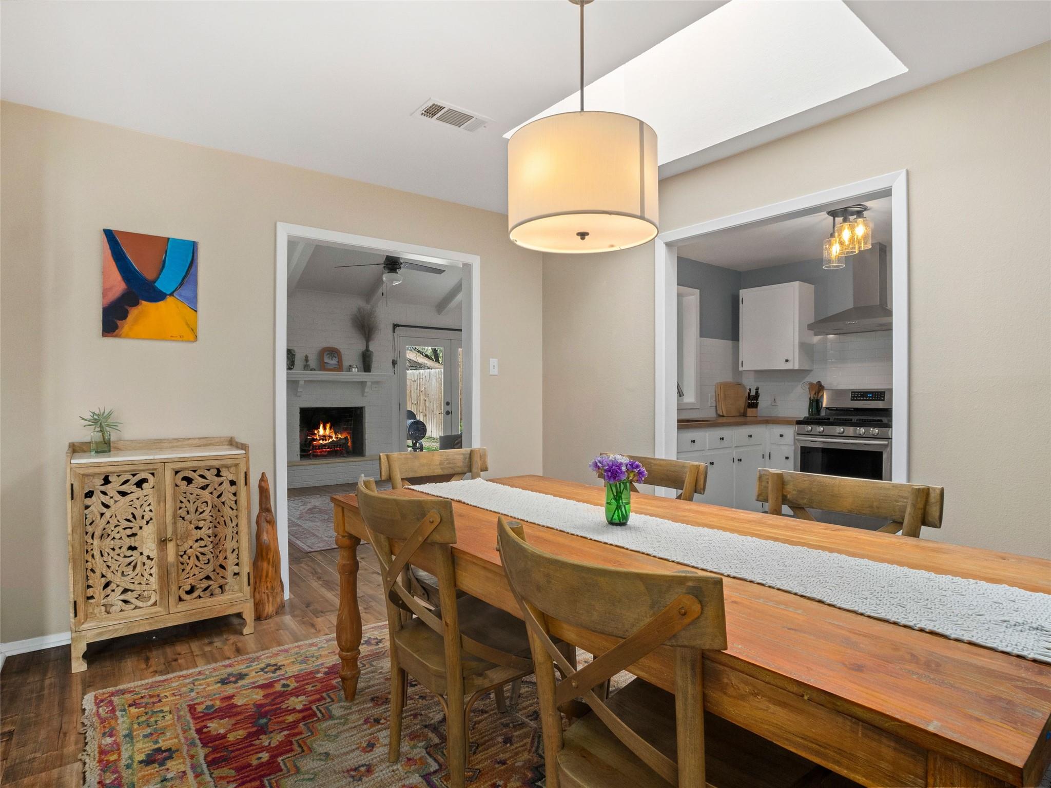 6510 Sunstrip Dr, Austin, TX 78745