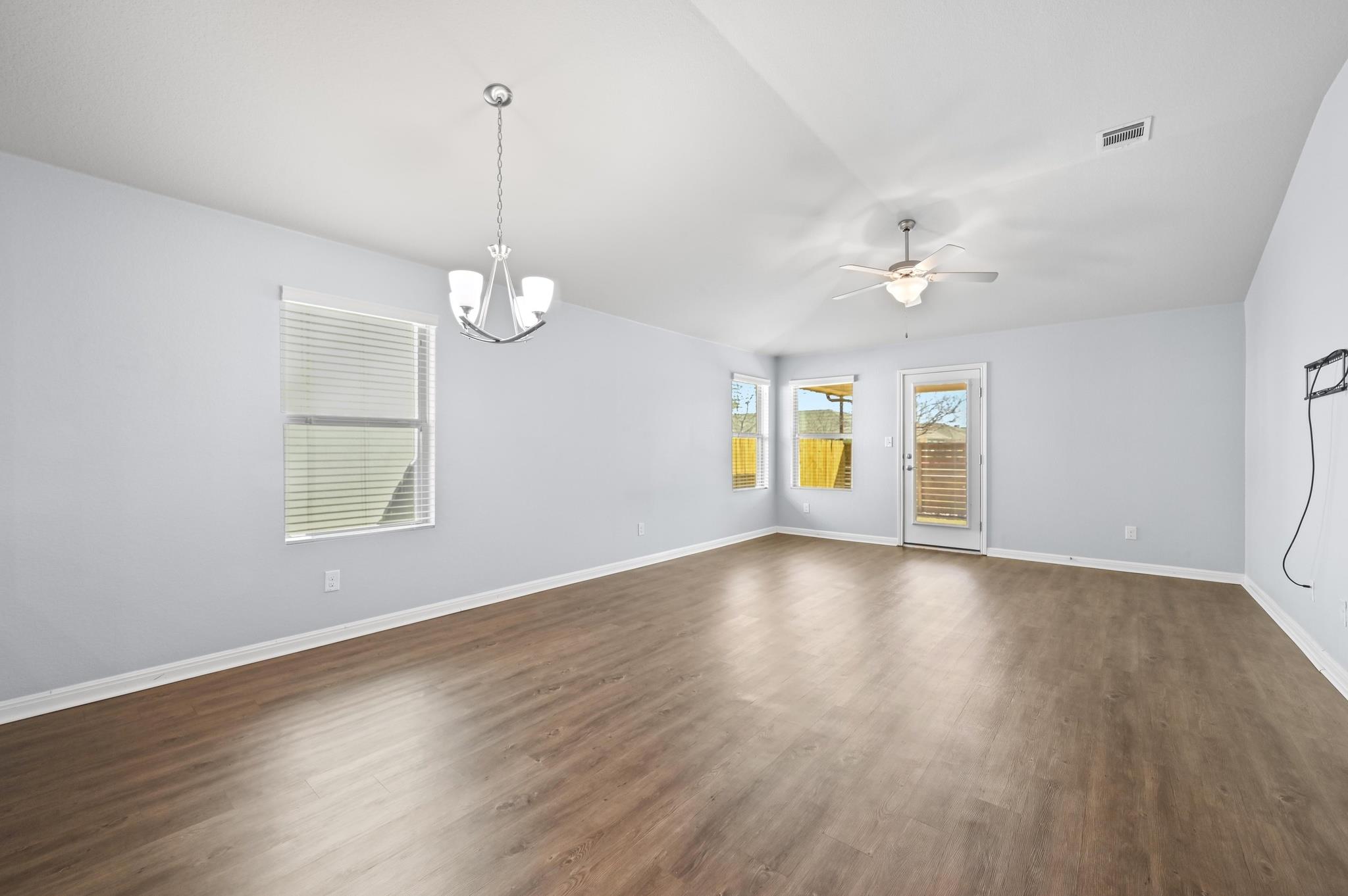 11303 Birlandier Ct, Manchaca, TX 78652