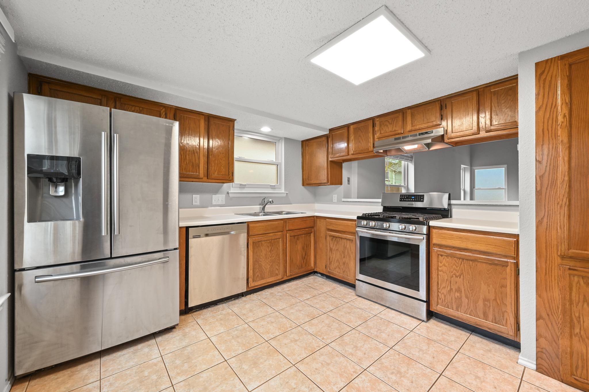 4009 Alexandria Dr, Austin, TX 78749