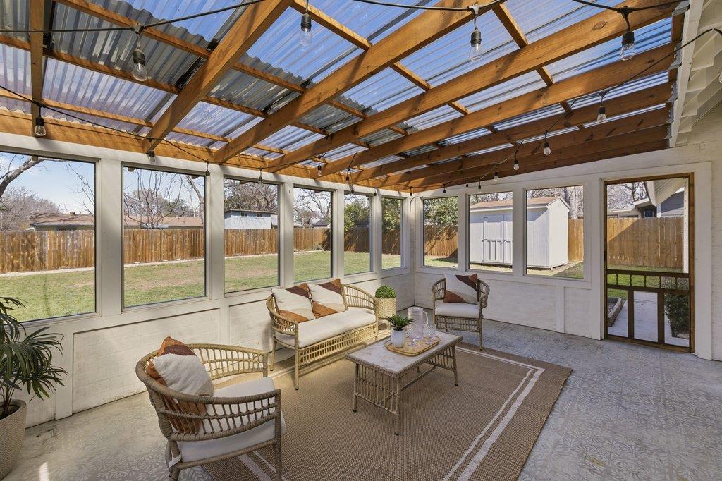 8100 Stillwood Ln, Austin, TX 78757