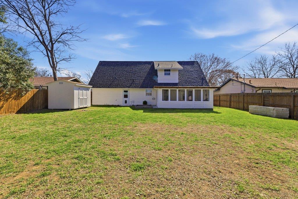 8100 Stillwood Ln, Austin, TX 78757