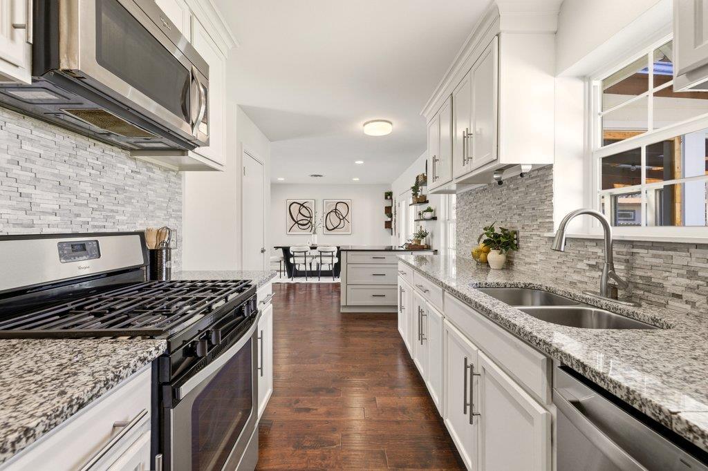 8100 Stillwood Ln, Austin, TX 78757