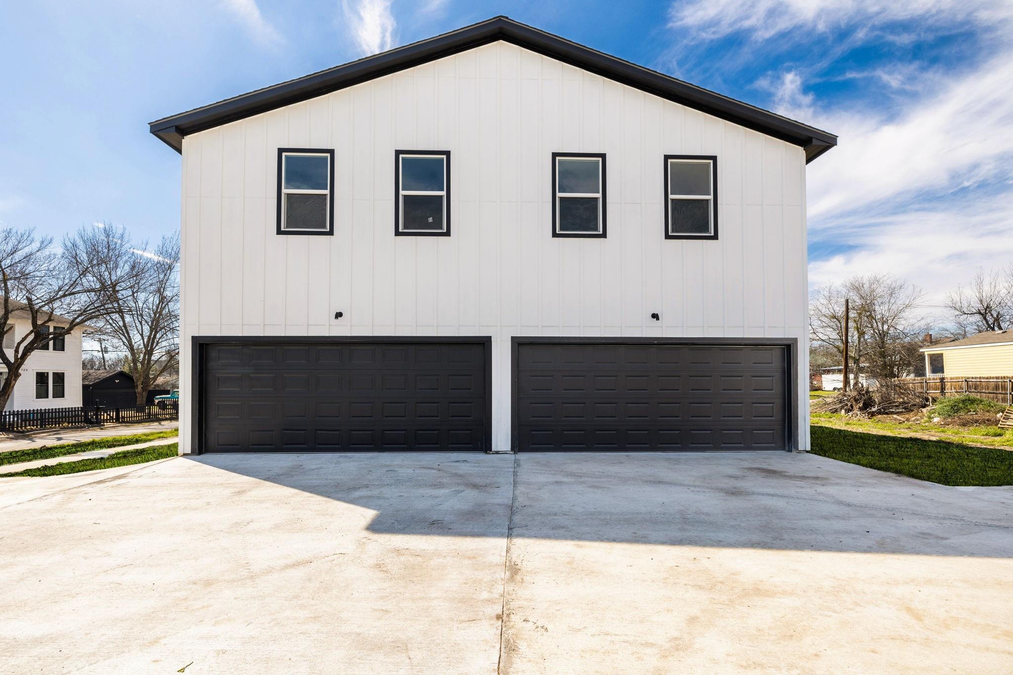 600 Kimbro #B St, Taylor, TX 76574