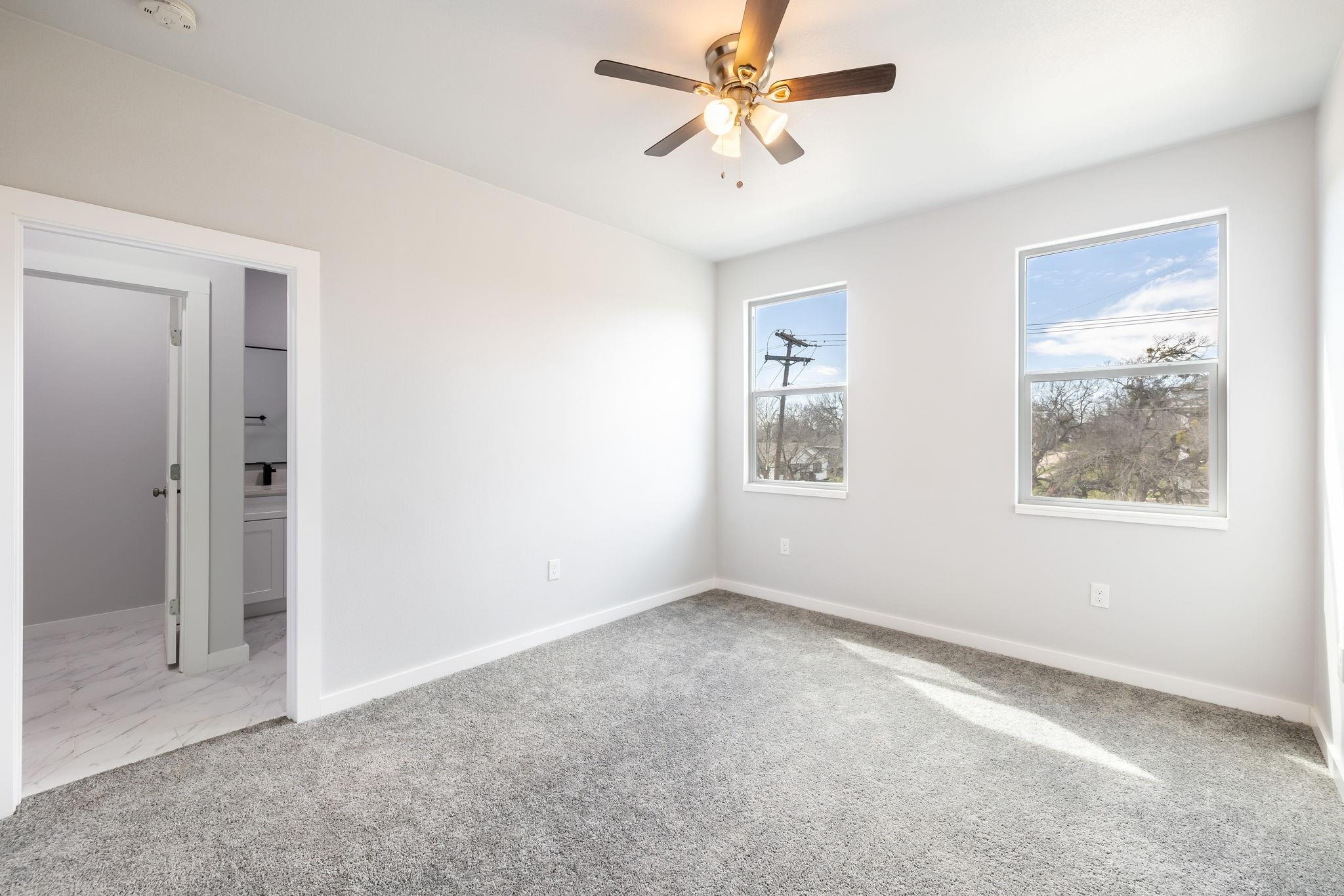 600 Kimbro #B St, Taylor, TX 76574