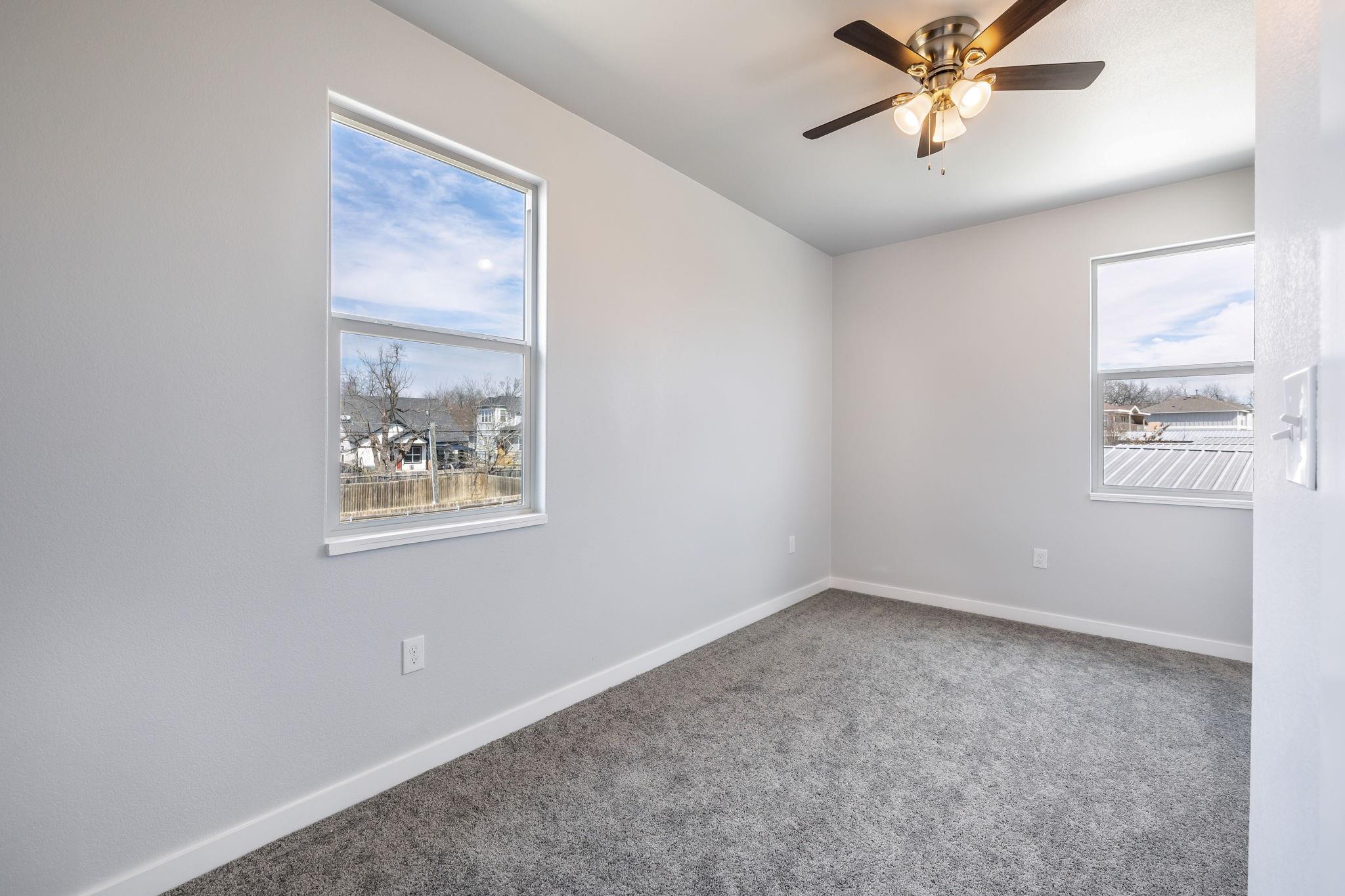 600 Kimbro #B St, Taylor, TX 76574