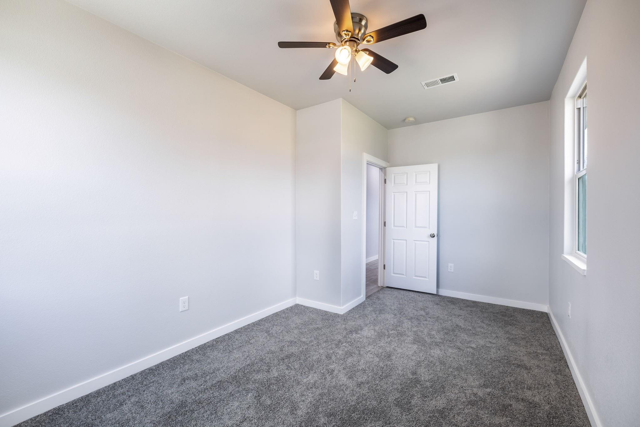 600 Kimbro #B St, Taylor, TX 76574