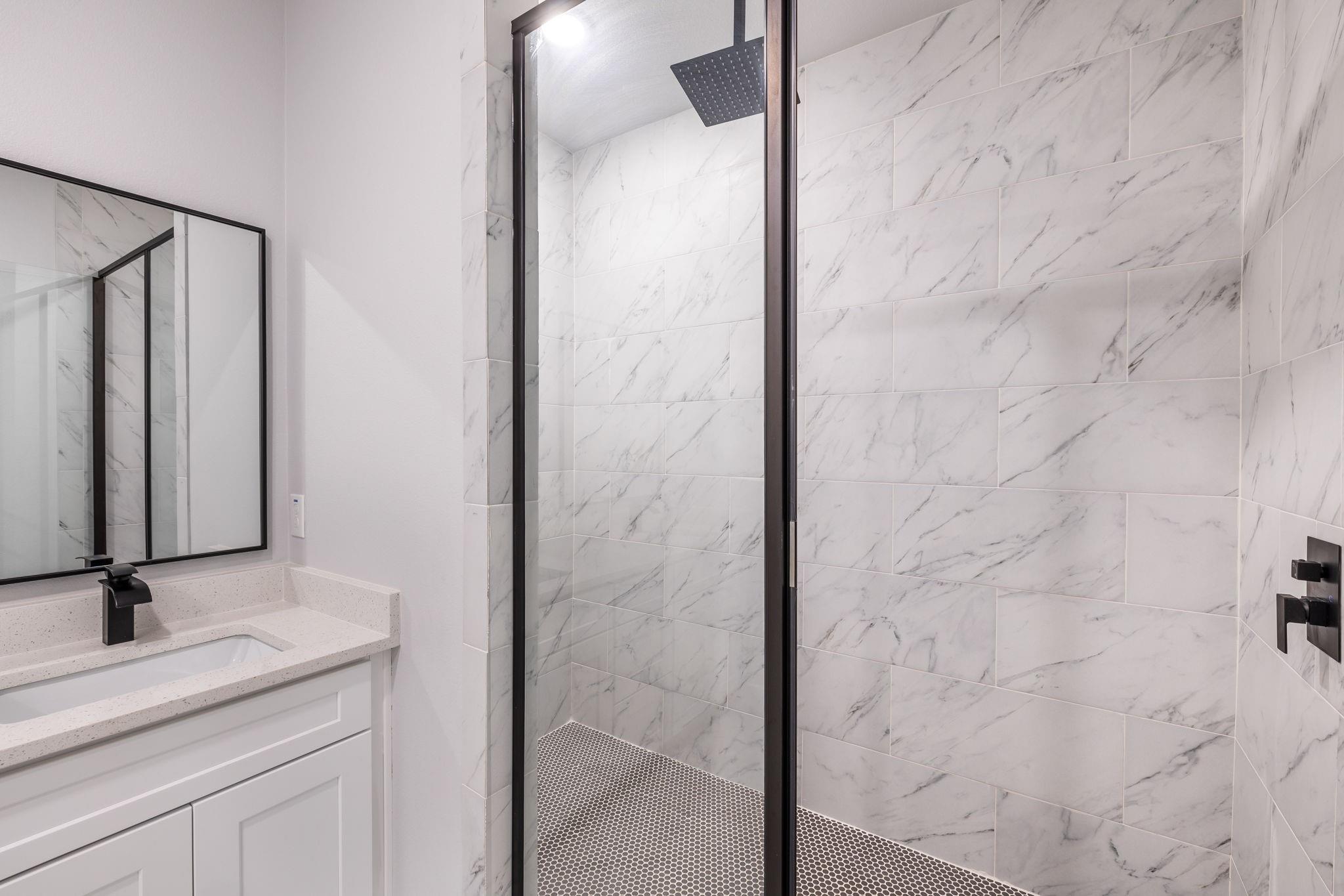 600 Kimbro #B St, Taylor, TX 76574