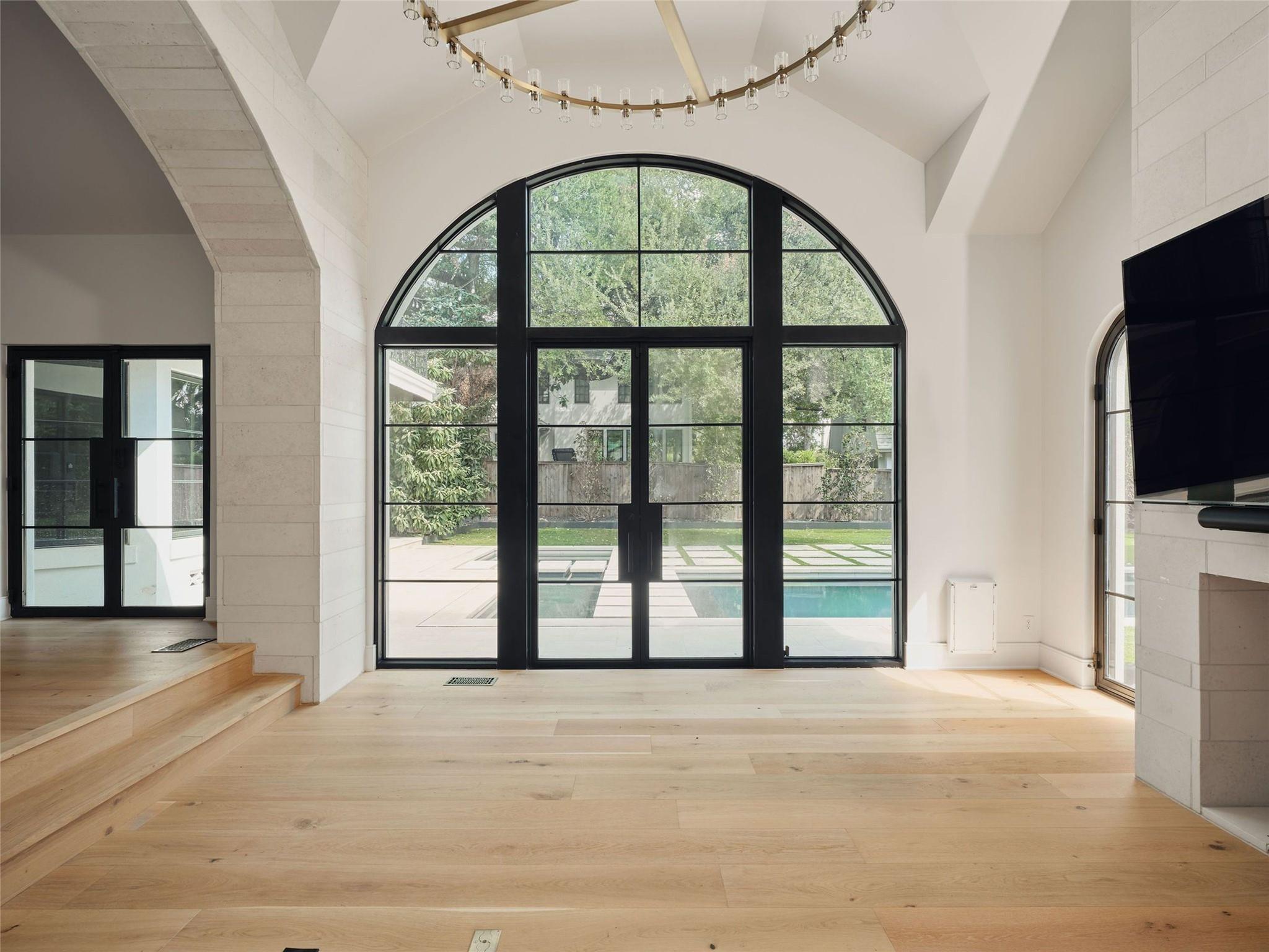 13 Niles Rd, Austin, TX 78703