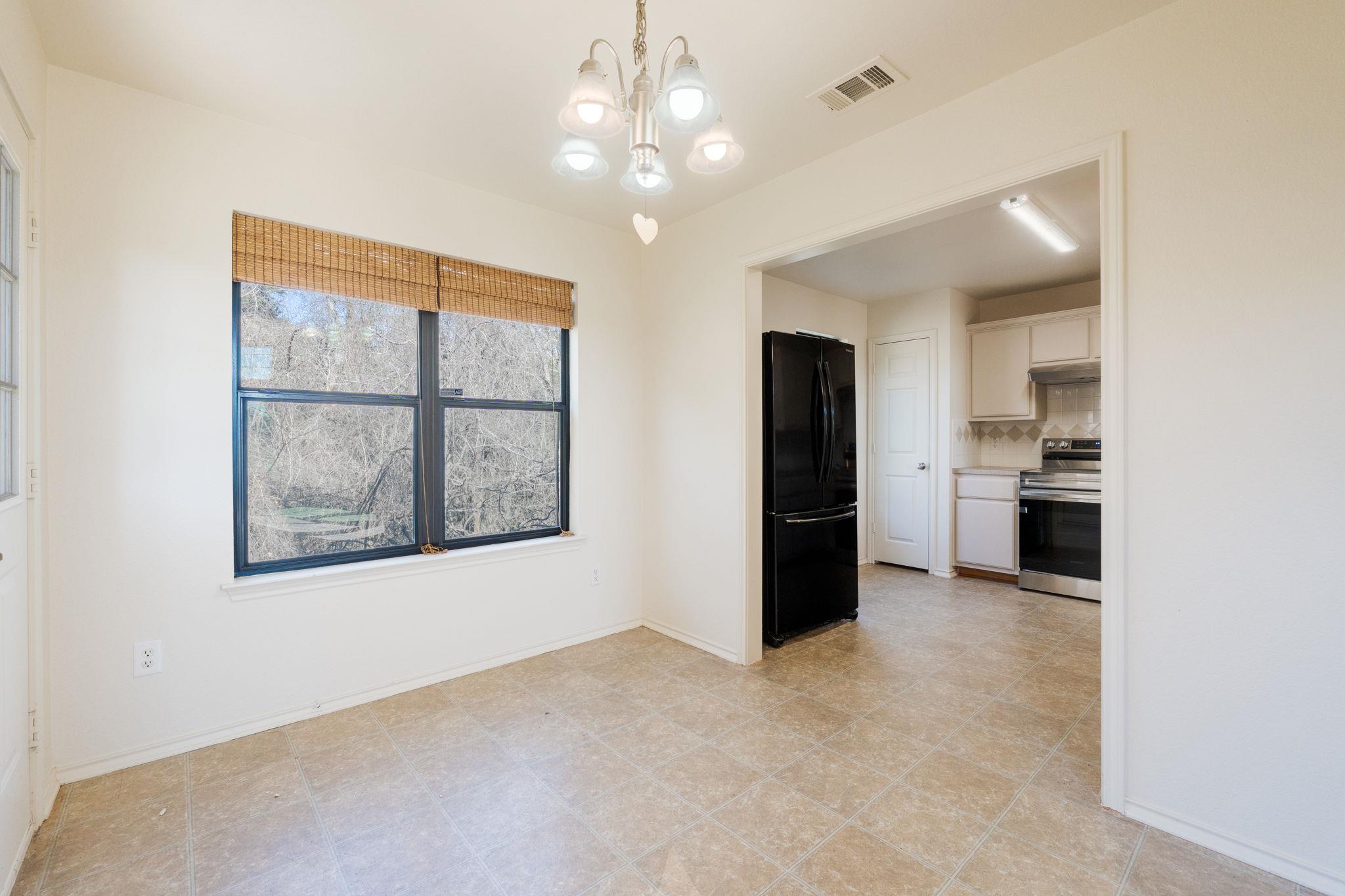 606 Redbud Dr, Copperas Cove, TX 76522