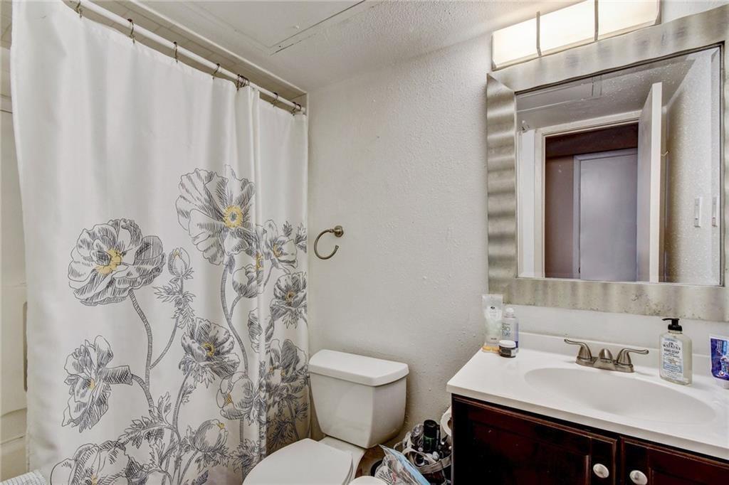 2200 San Gabriel St # 303, Austin, TX 78705