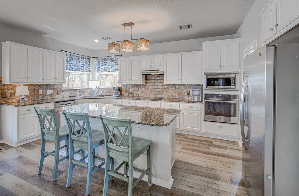 208 Kettleman Ln N, Austin, TX 78717