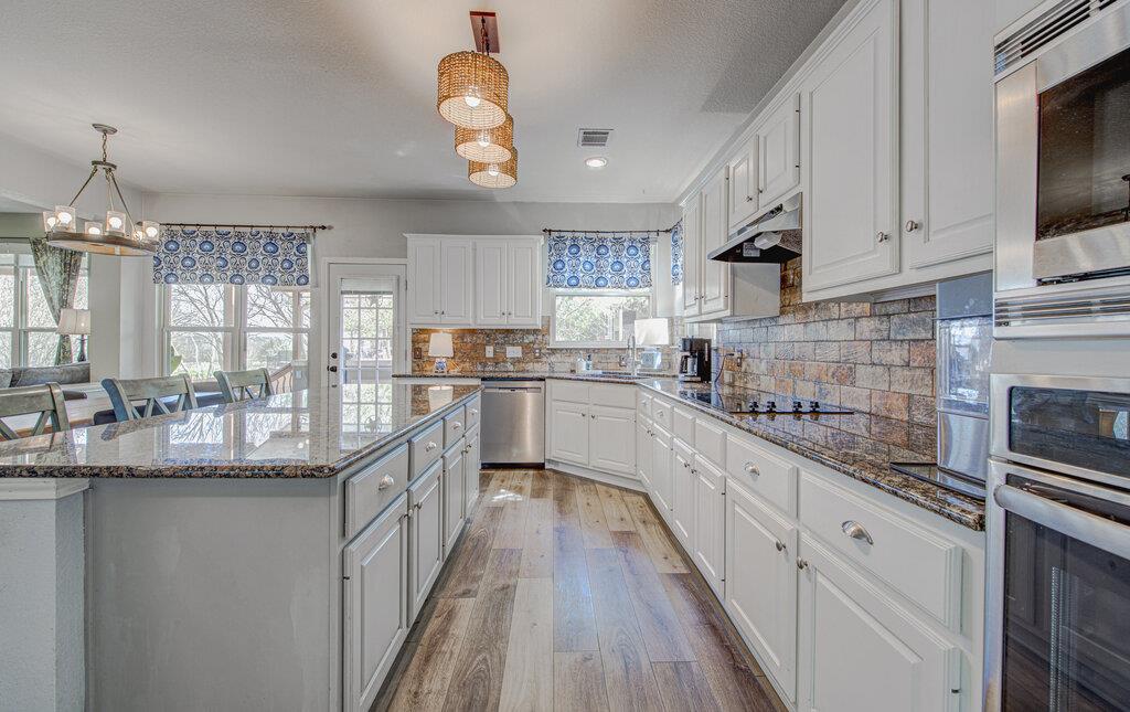 208 Kettleman Ln N, Austin, TX 78717