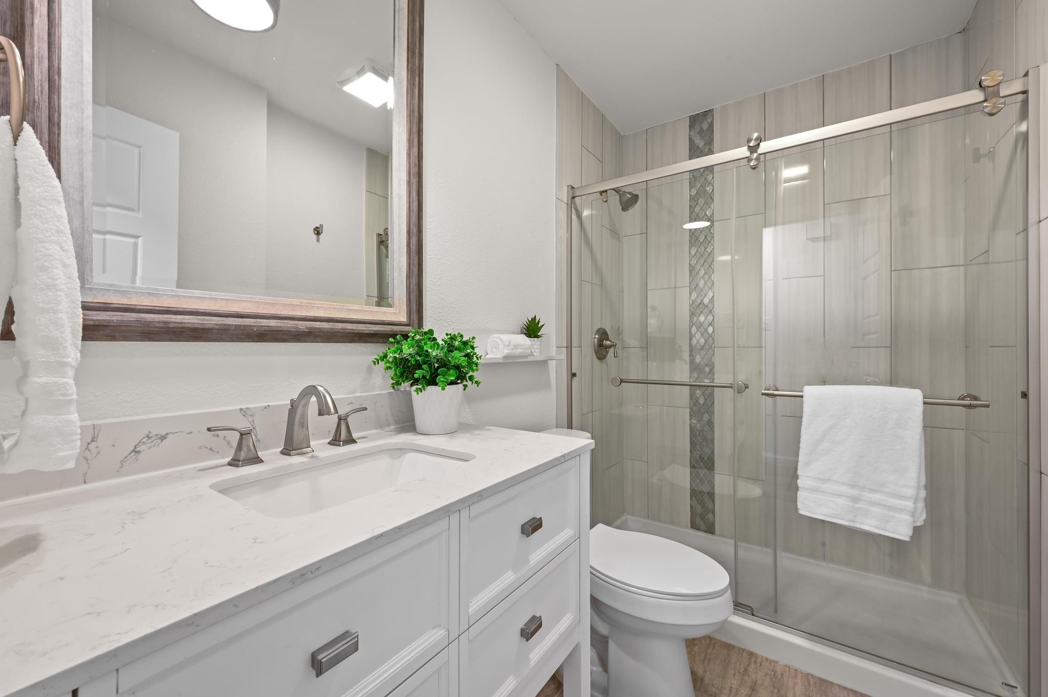 915 Bodark Ln, Austin, TX 78745