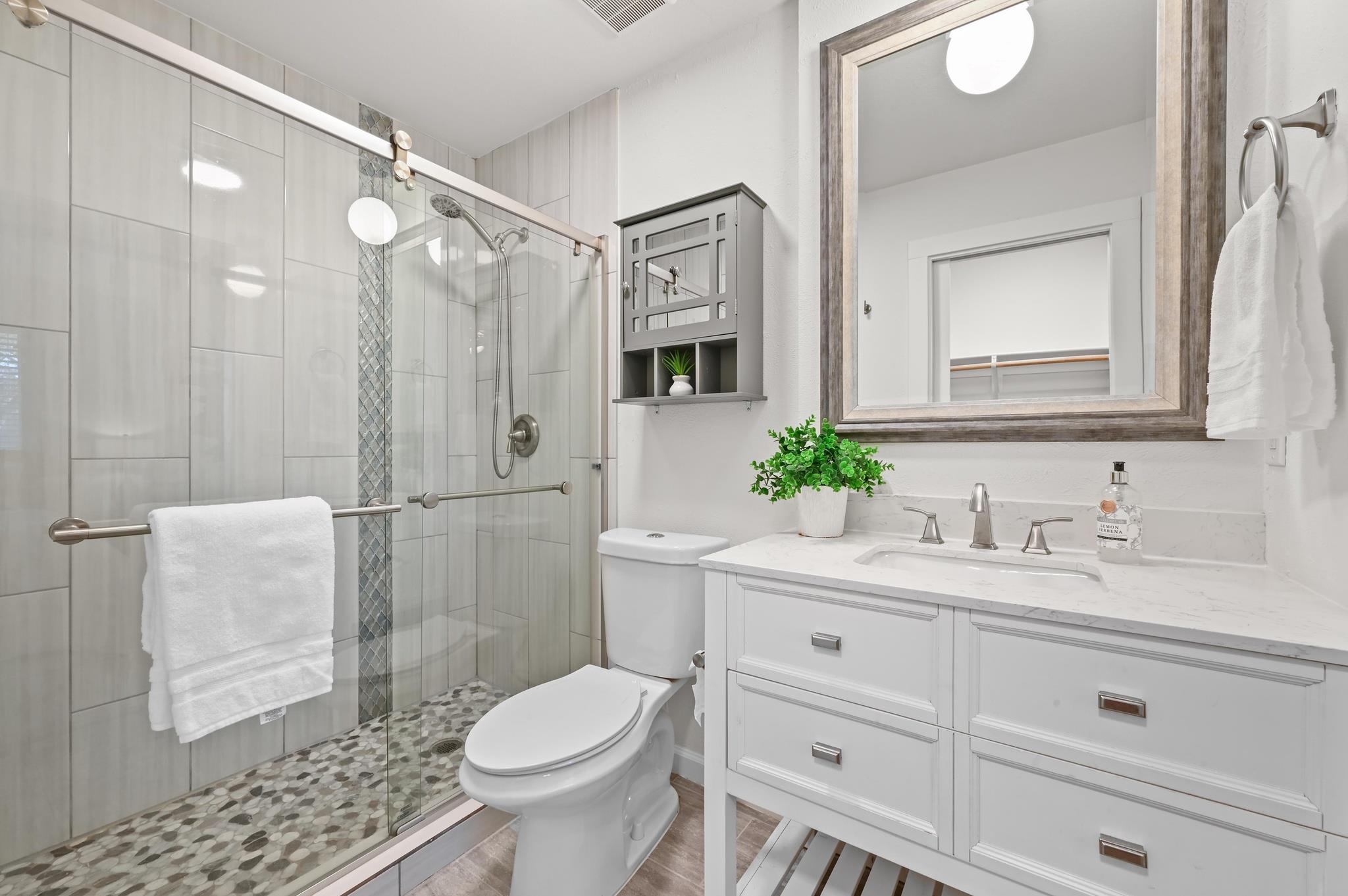 915 Bodark Ln, Austin, TX 78745