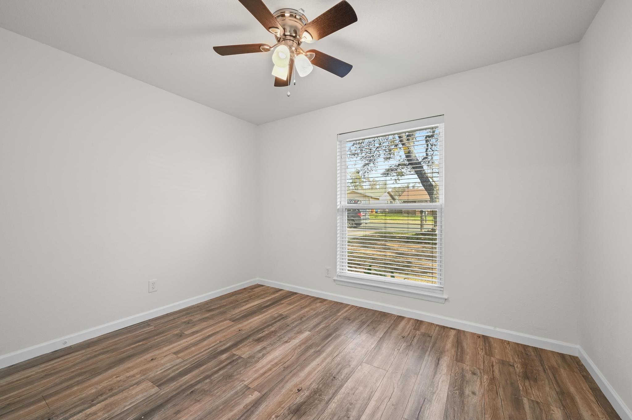 915 Bodark Ln, Austin, TX 78745