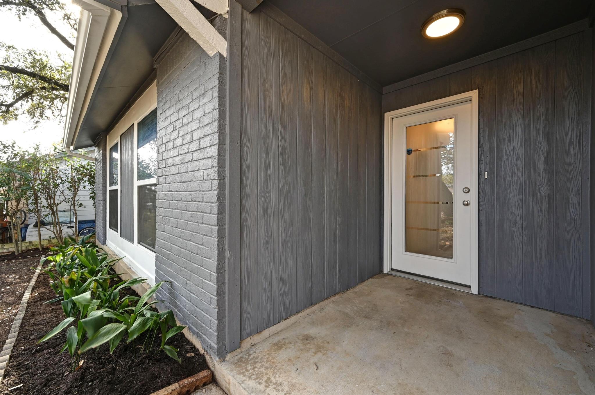 915 Bodark Ln, Austin, TX 78745