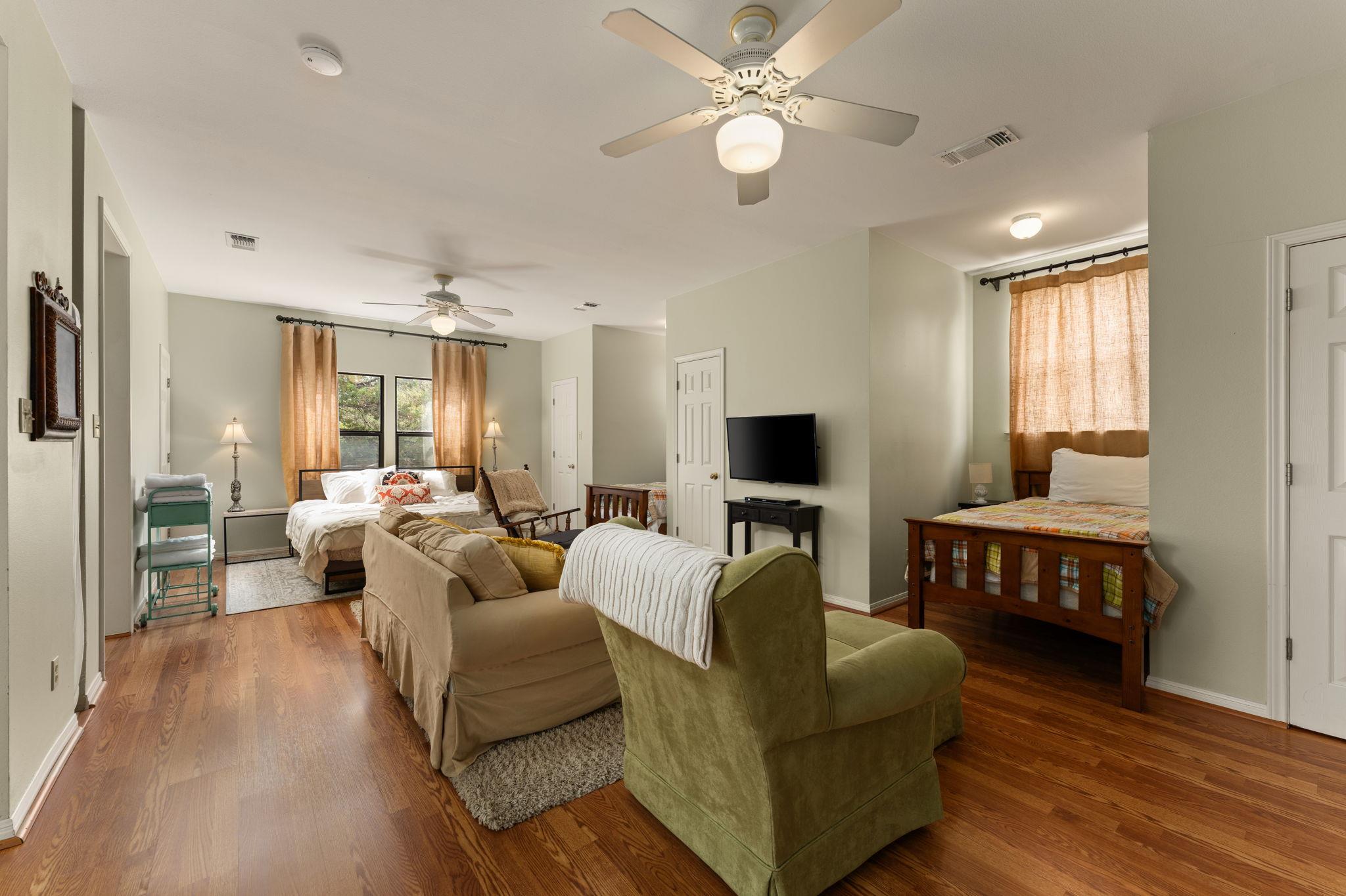 3409 Gatlin Creek Rd, Dripping Springs, TX 78620