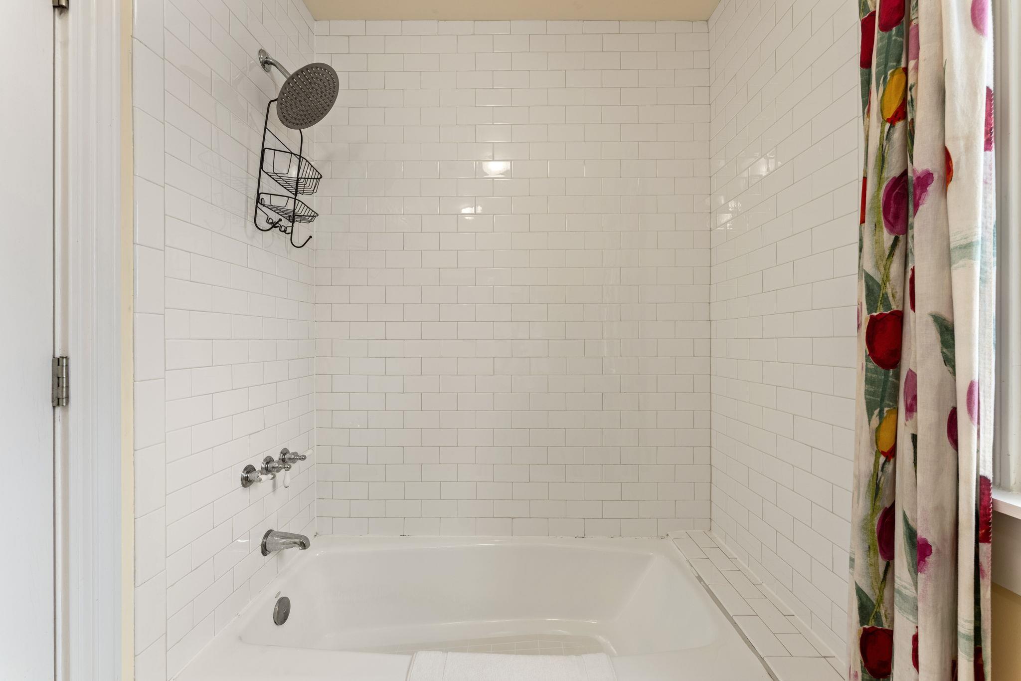 3409 Gatlin Creek Rd, Dripping Springs, TX 78620