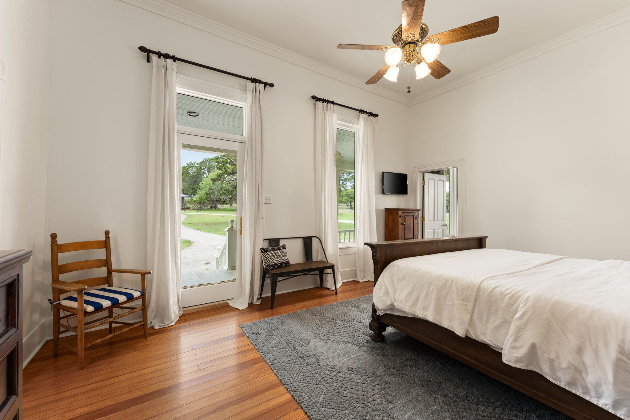 3409 Gatlin Creek Rd, Dripping Springs, TX 78620