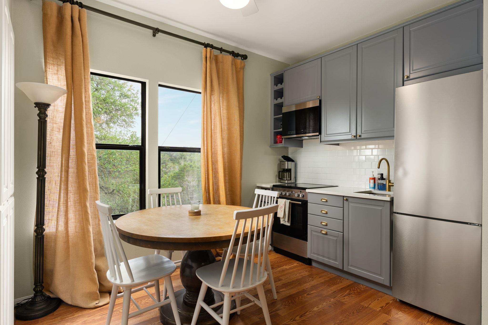 3409 Gatlin Creek Rd, Dripping Springs, TX 78620